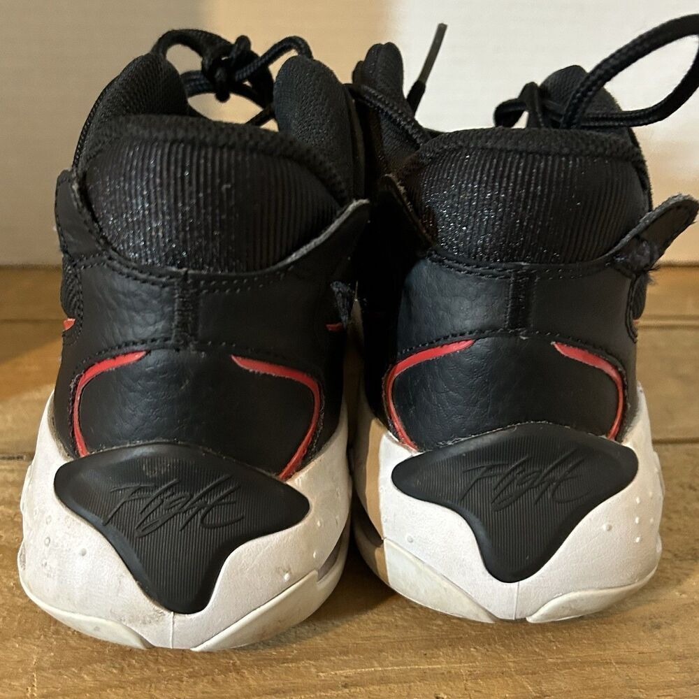 Nike Air Jordan Max Aura High Tops Shoes Sz 6.5Y Youth - Picture 3 of 5